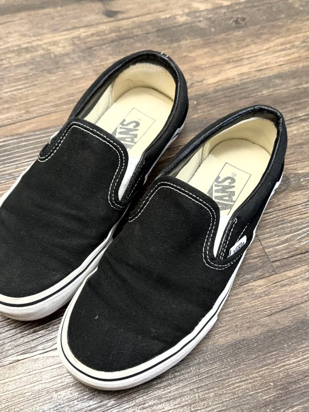 Vans in Black Size 6.5
